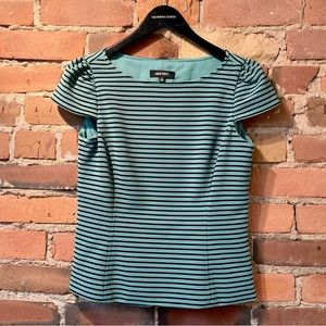 Nine West Side Zip Striped Green & Black Short Sleeve Top.  Size: 4